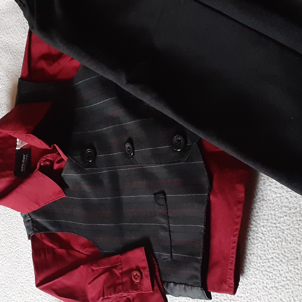 Boys dressy outfit.  Size 12 months